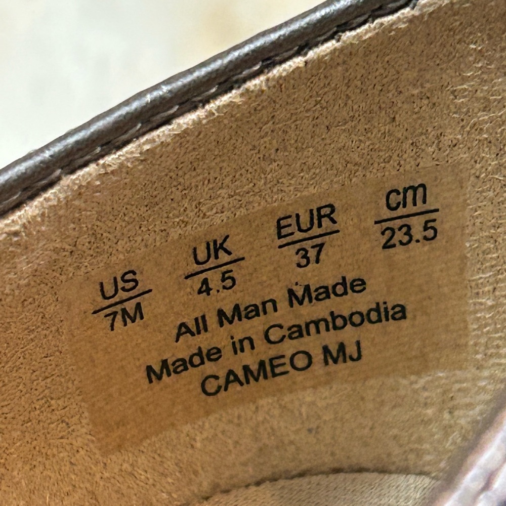 Life Stride Metallic Pewter buckle strap Mary Jane flat women’s size 7M - Picture 5 of 13